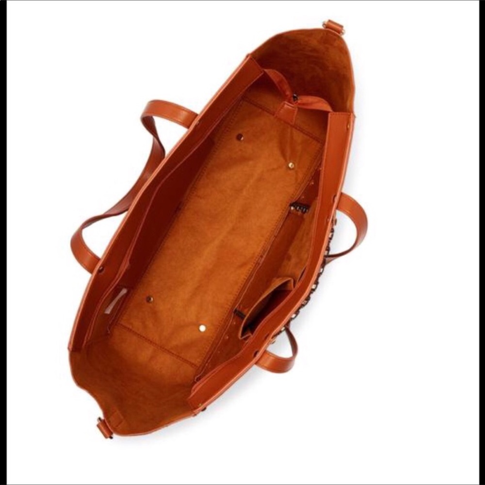 Oversized Studded Tote Cognac Color - Picture 3 of 5
